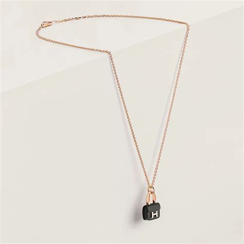 70124142070543 hermes|Amulettes Constance pendant .